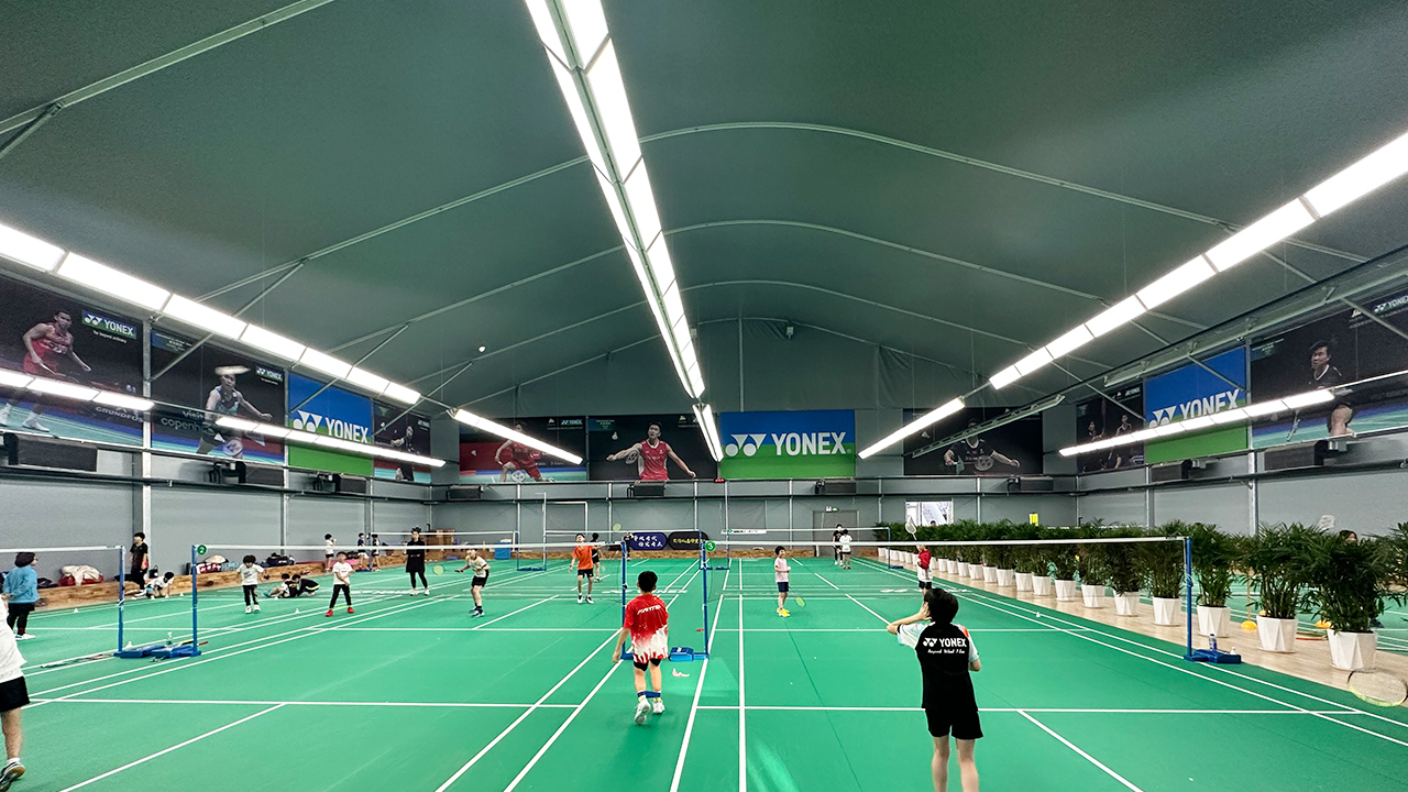 快速靈活 經(jīng)濟(jì)實用 | 篷房體育館 全民健身新選擇封面